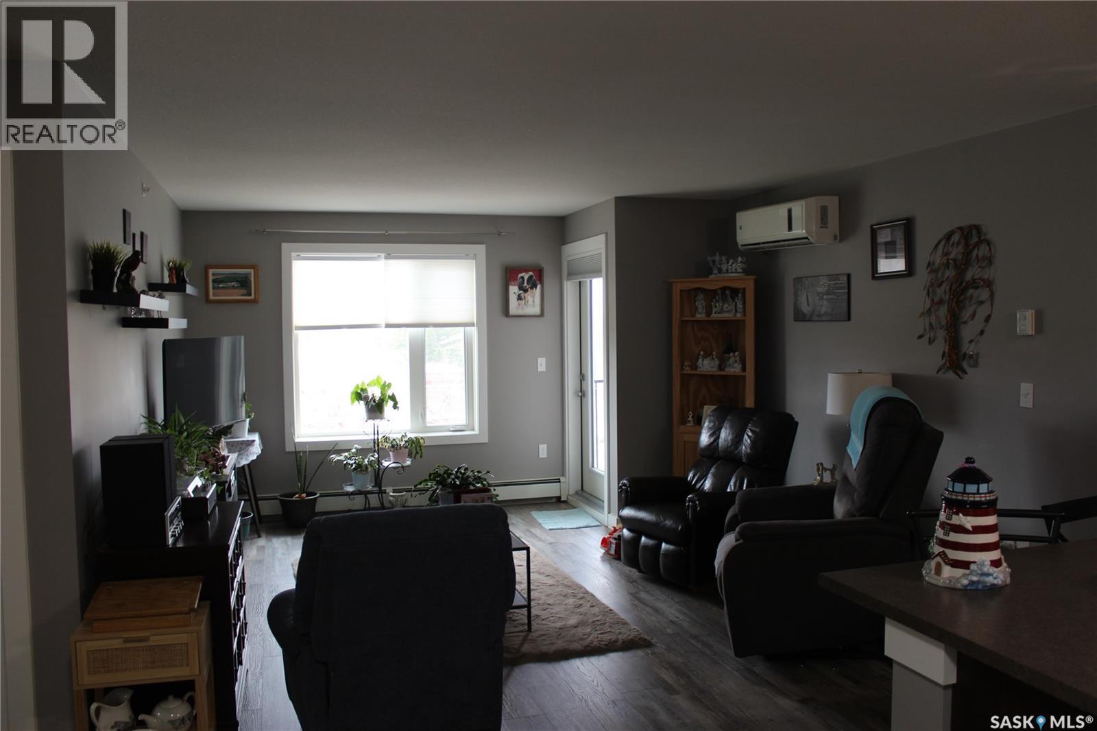 404 820 5th Street Ne, Weyburn, Saskatchewan  S4H 2V2 - Photo 9 - SK036183