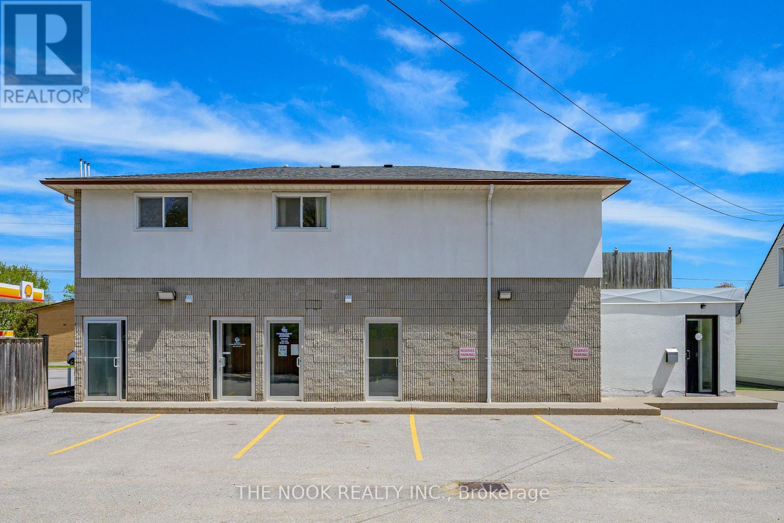 A - 948 Simcoe Street N, Oshawa, Ontario  L1G 4W2 - Photo 1 - E13050194