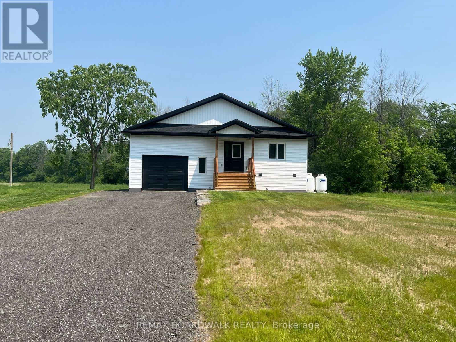 1146 RIDEAU RIVER ROAD, Montague, Ontario