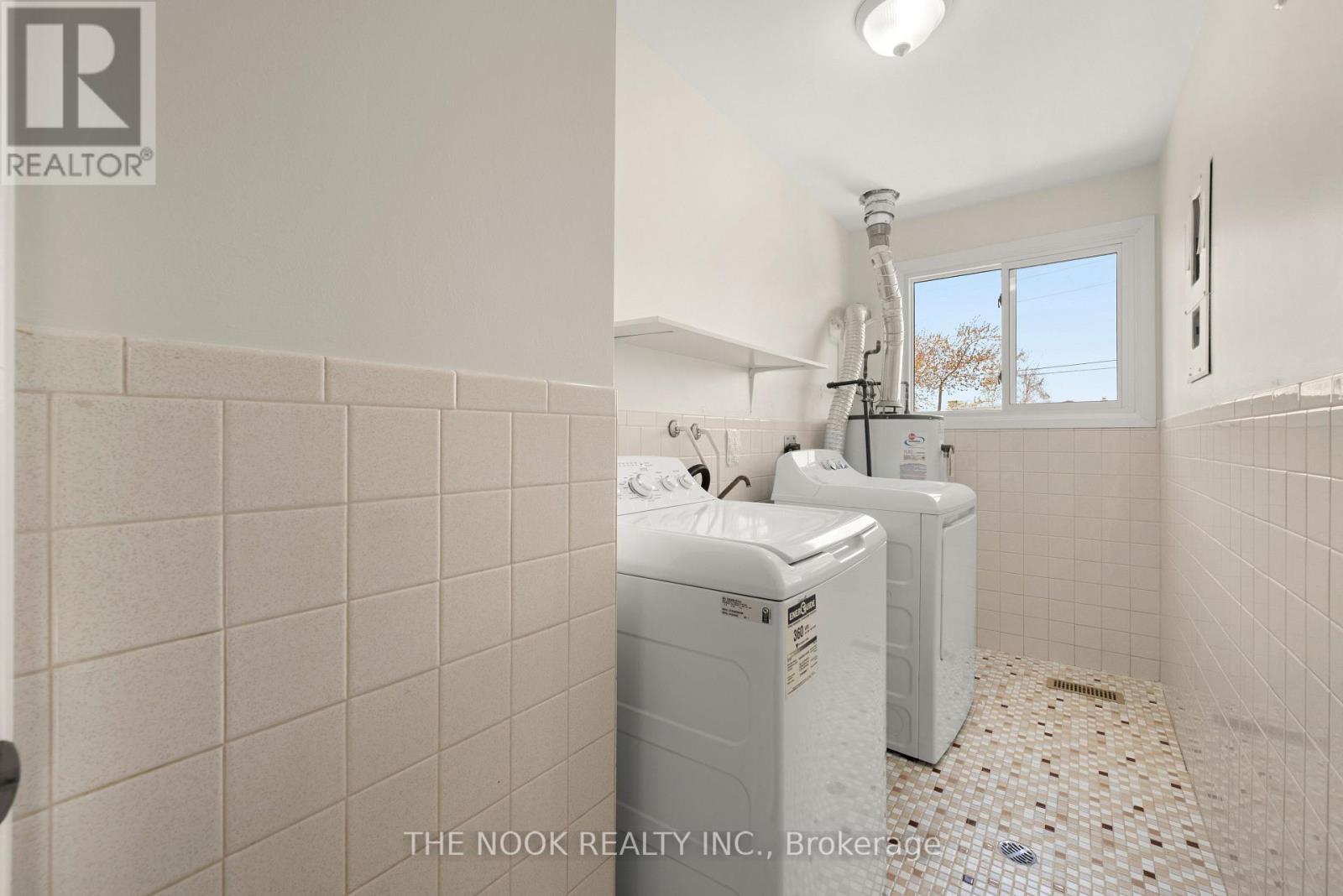 A - 948 Simcoe Street N, Oshawa, Ontario  L1G 4W2 - Photo 19 - E13050194