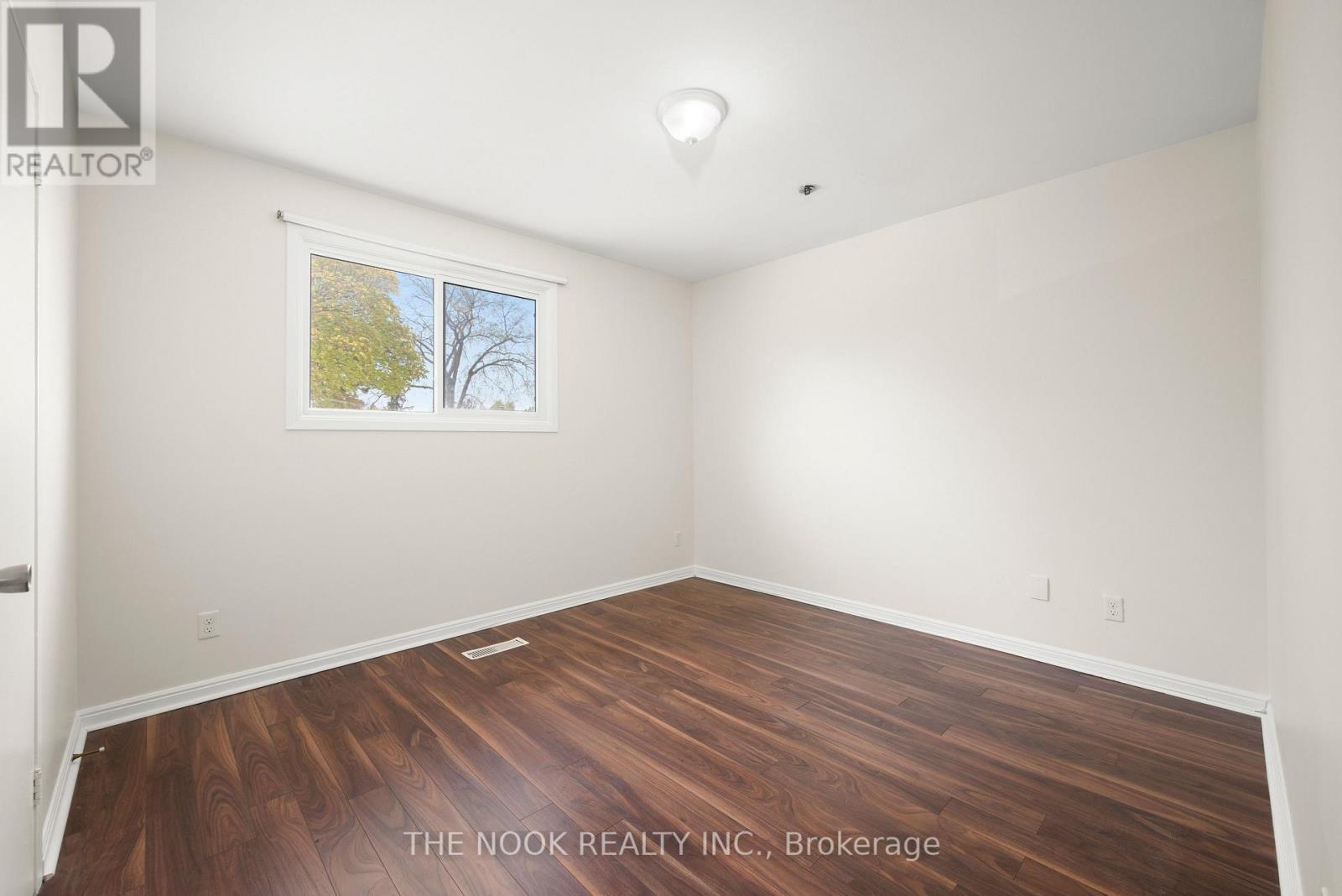 A - 948 Simcoe Street N, Oshawa, Ontario  L1G 4W2 - Photo 25 - E13050194
