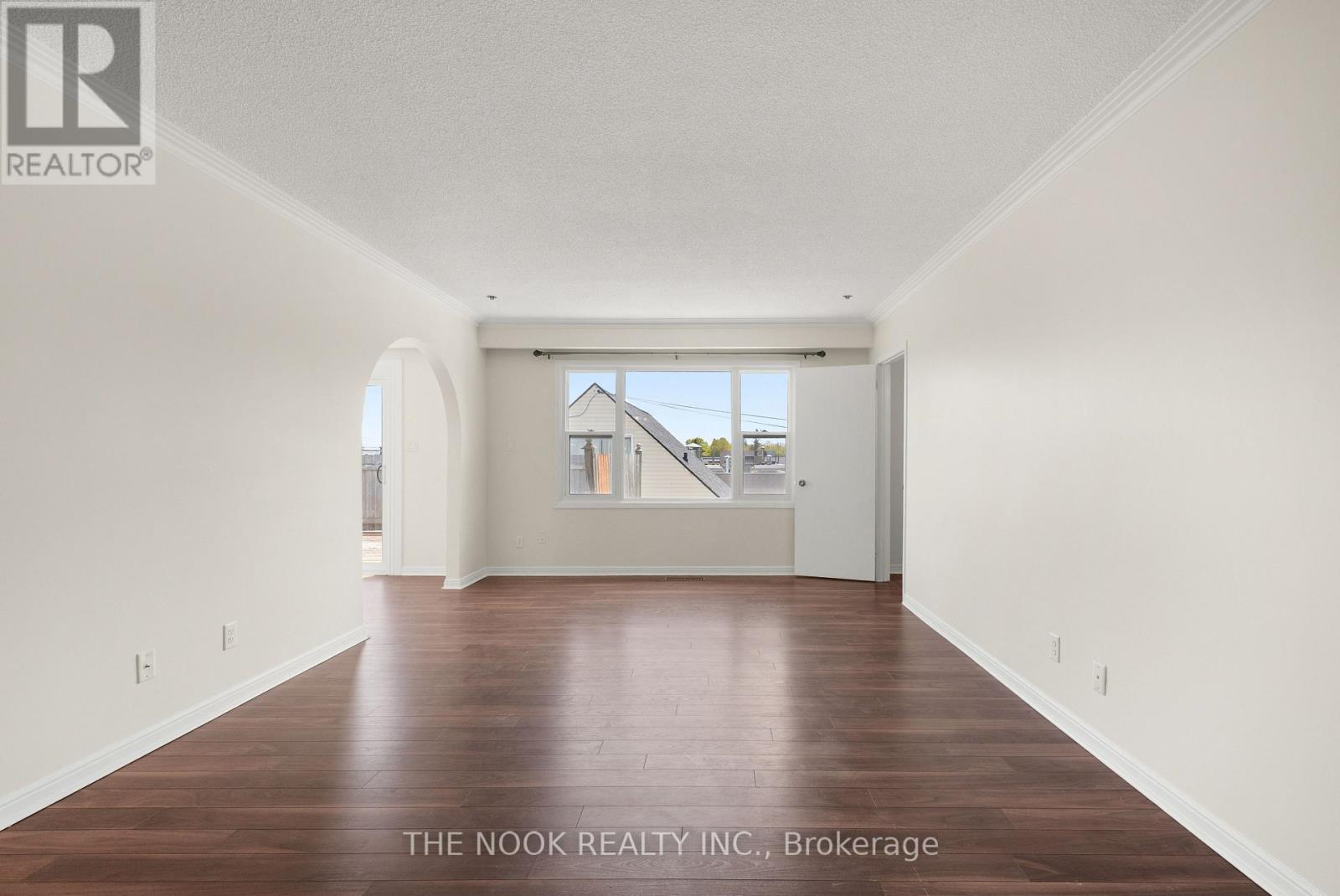 A - 948 Simcoe Street N, Oshawa, Ontario  L1G 4W2 - Photo 6 - E13050194