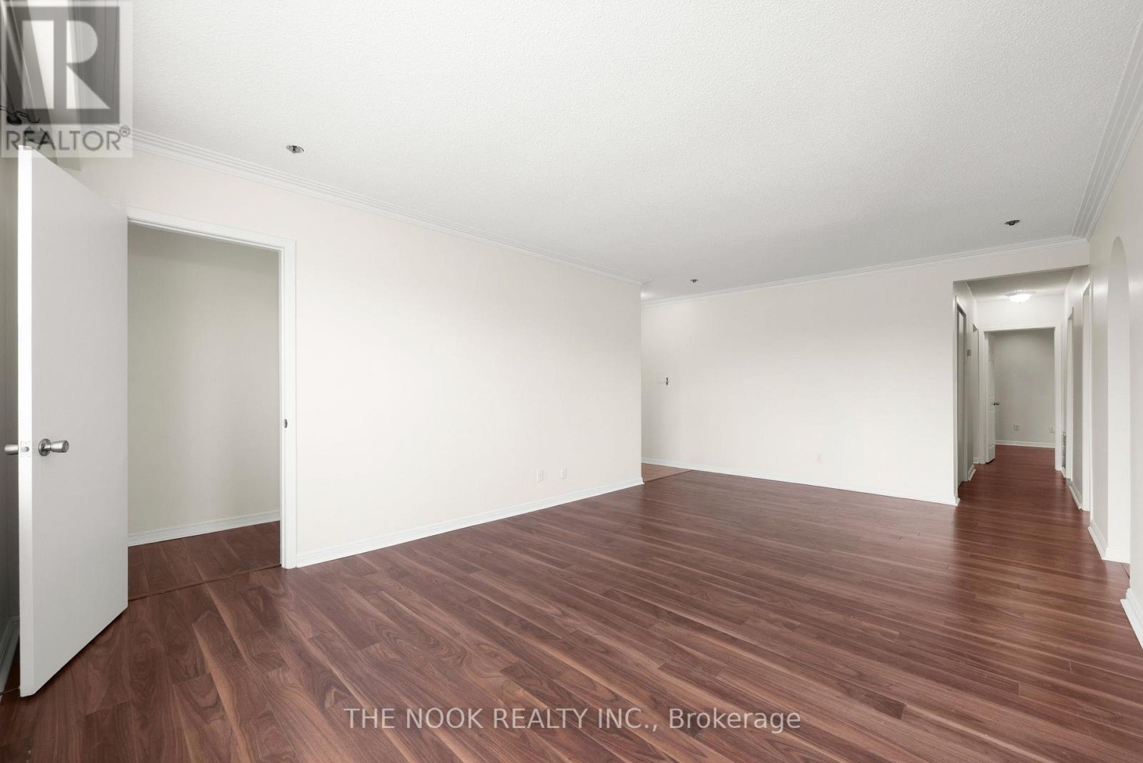 A - 948 Simcoe Street N, Oshawa, Ontario  L1G 4W2 - Photo 8 - E13050194