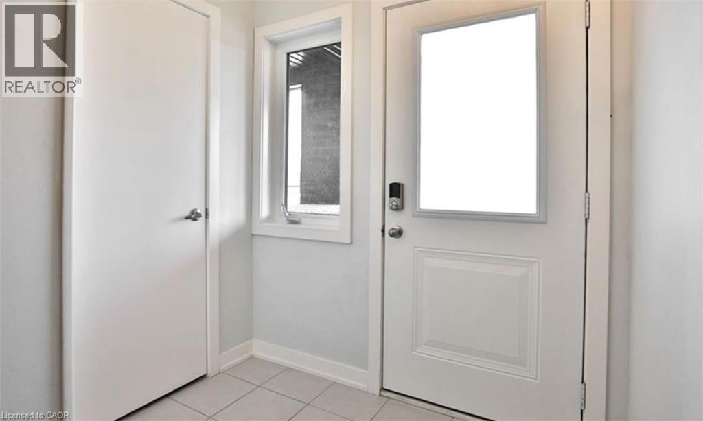 590 North Service Road Unit# 70, Stoney Creek, Ontario  L8E 0K5 - Photo 3 - 40830917