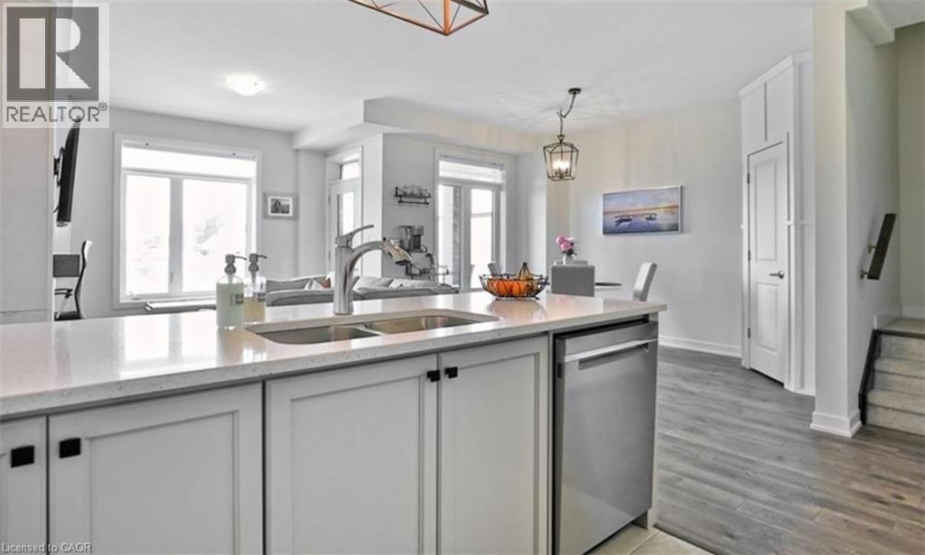 590 North Service Road Unit# 70, Stoney Creek, Ontario  L8E 0K5 - Photo 9 - 40830917