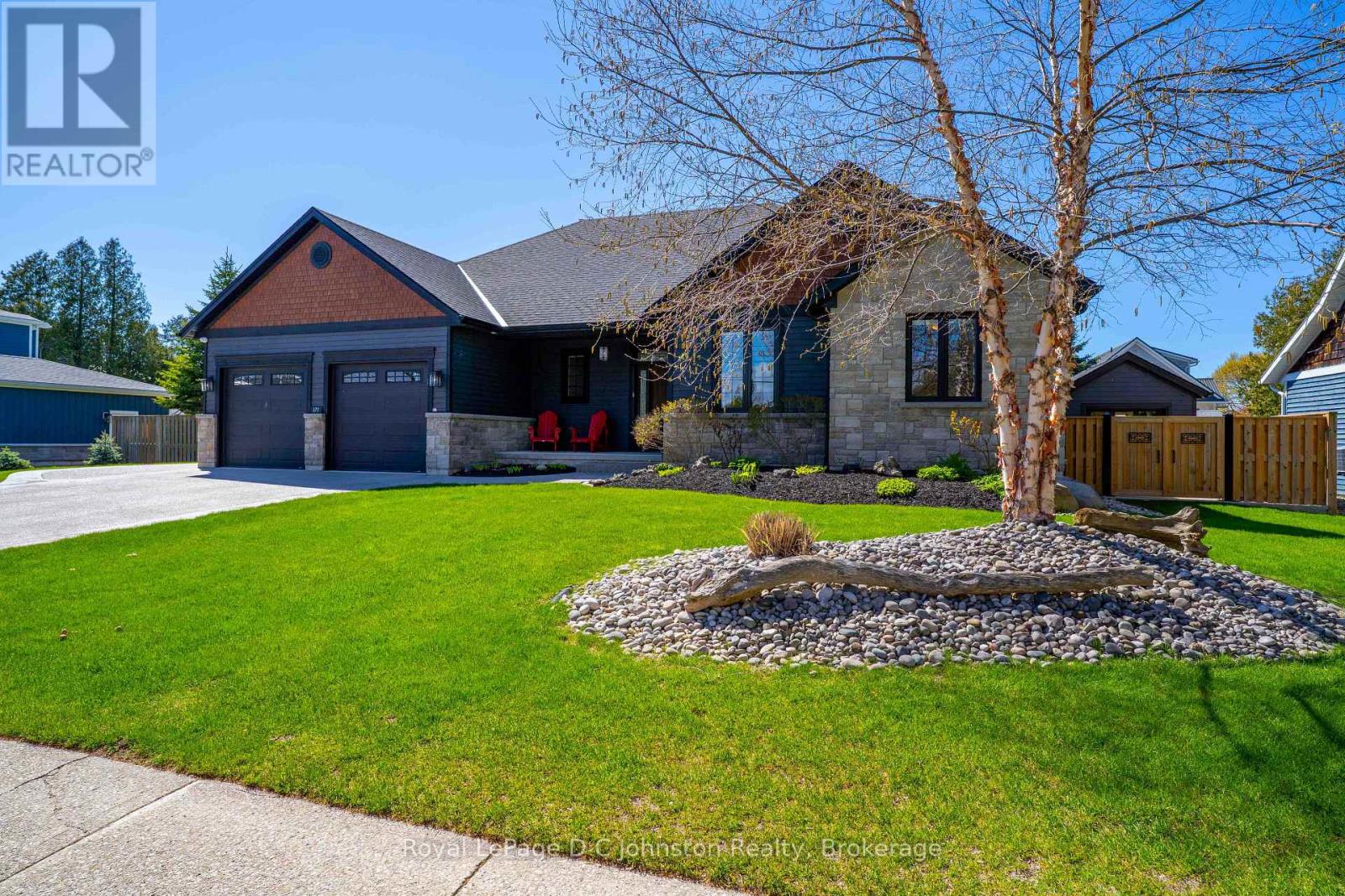 171 HURON STREET S, Saugeen Shores, Ontario