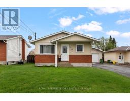 128 ELLIS AVENUE, Pembroke, Ontario