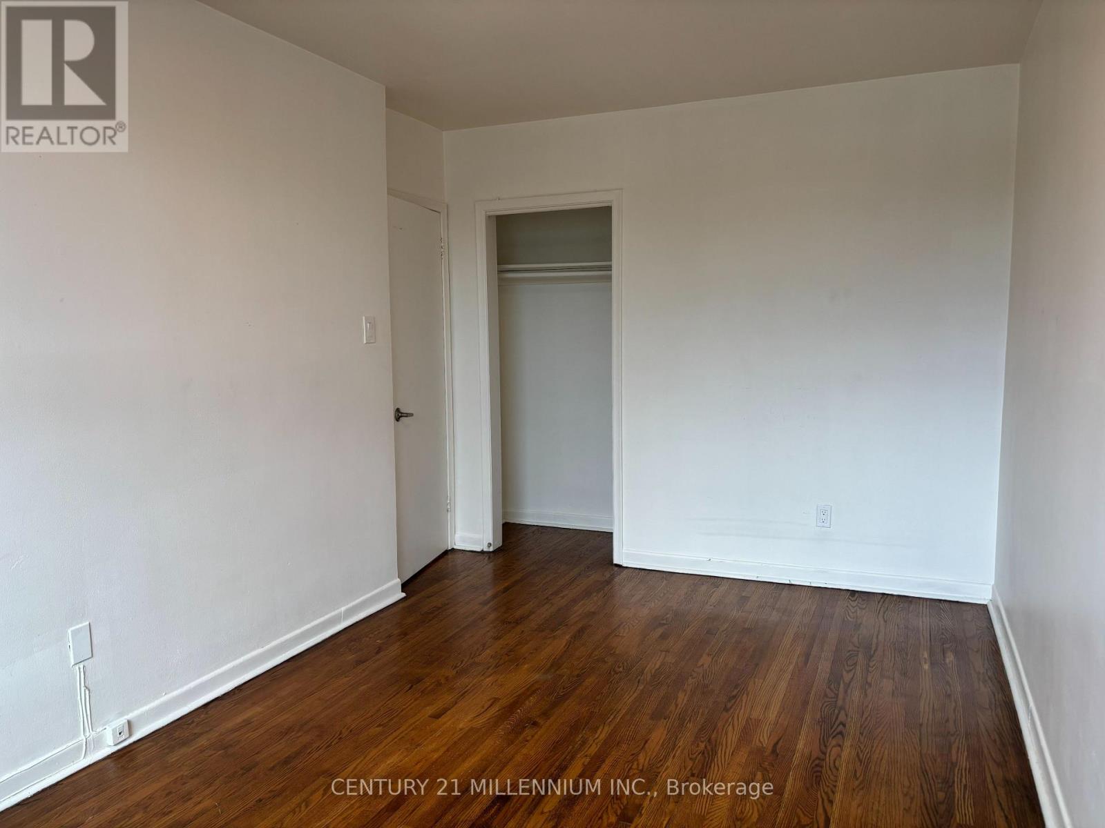 1 - 928 Pape Avenue, Toronto, Ontario  M4K 3V2 - Photo 11 - E13138926