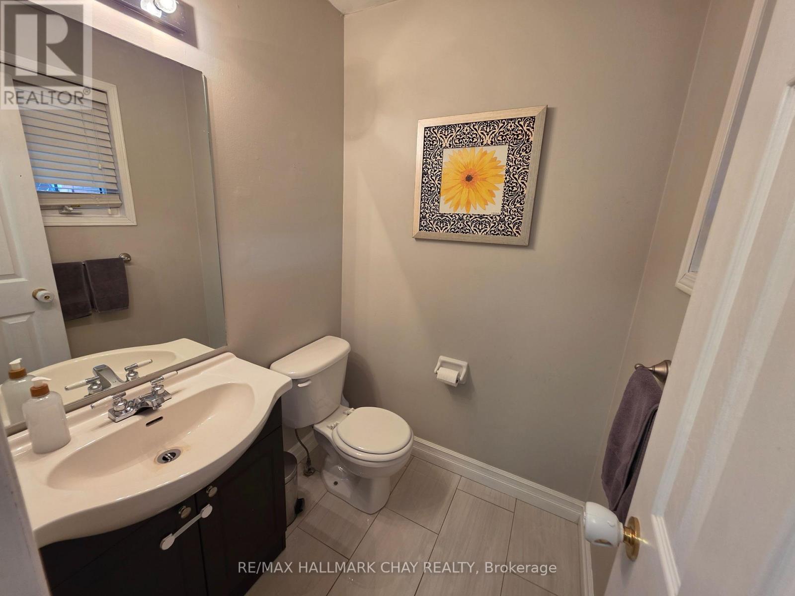 12 Huitema Court, Barrie, Ontario  L4N 9P9 - Photo 4 - S13138924