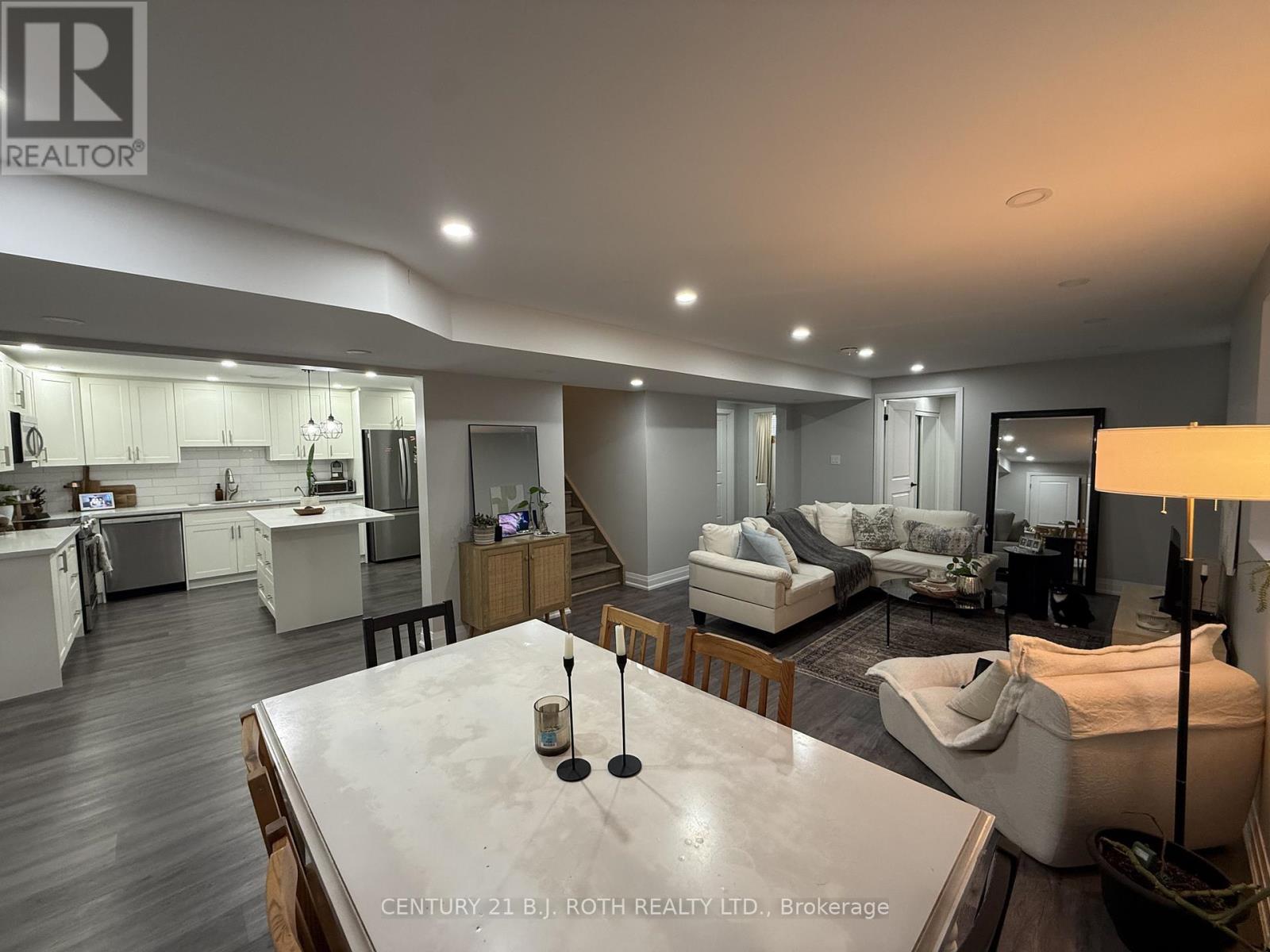 Upper Unit - 56 Hickling Trail, Barrie (Grove East), Ontario  L4M 5S7 - Photo 6 - S13138962