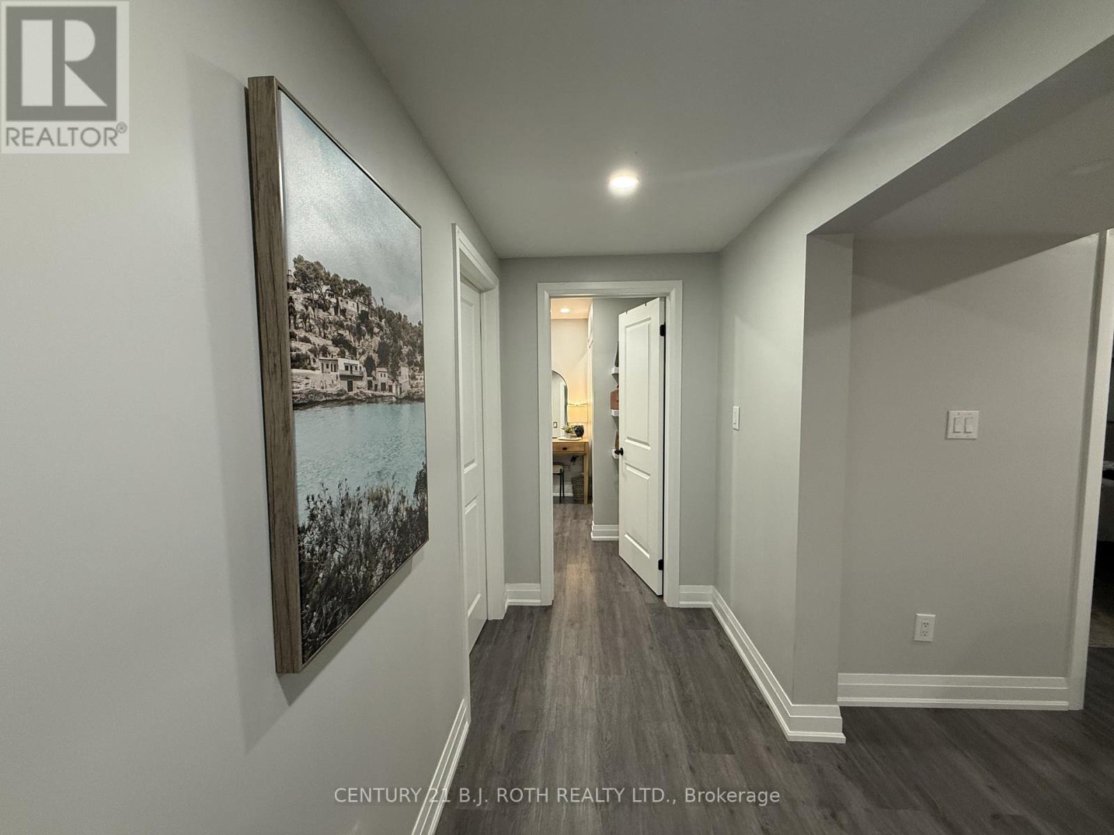 Upper Unit - 56 Hickling Trail, Barrie (Grove East), Ontario  L4M 5S7 - Photo 8 - S13138962