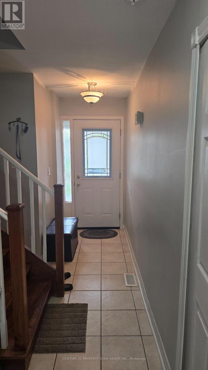 4136 Clevedon Drive, Mississauga, Ontario  L4Z 1J5 - Photo 3 - W13138914