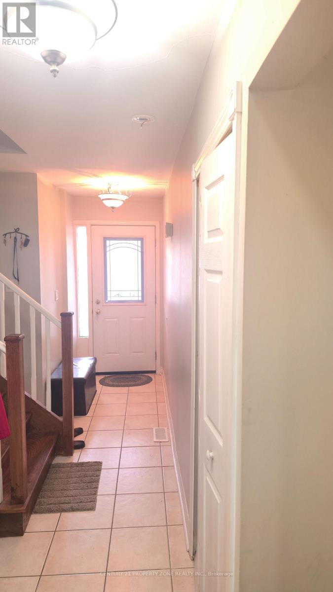 4136 Clevedon Drive, Mississauga, Ontario  L4Z 1J5 - Photo 6 - W13138914