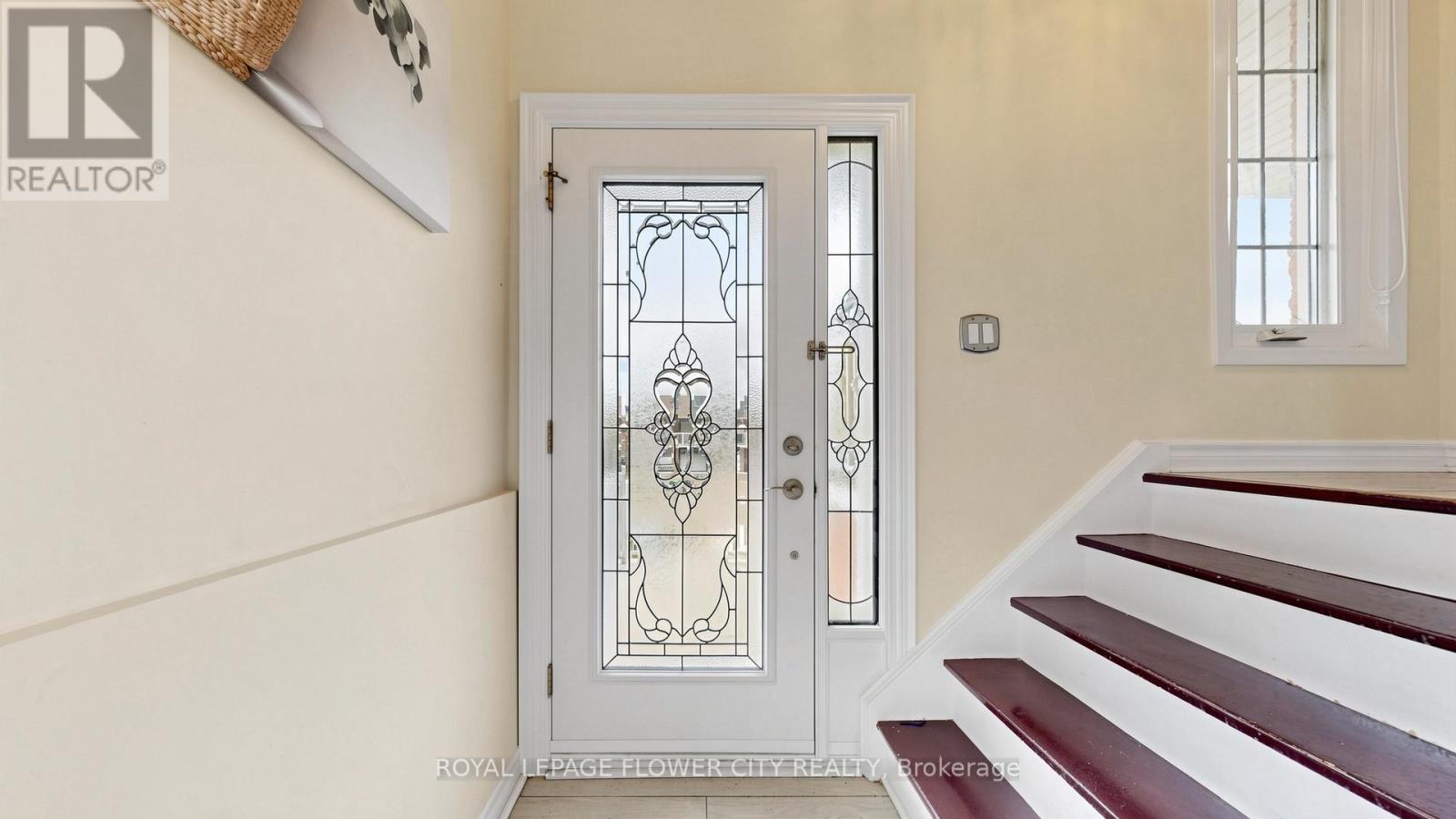 307 Royal Salisbury Way, Brampton, Ontario  L6V 3G4 - Photo 12 - W13138932