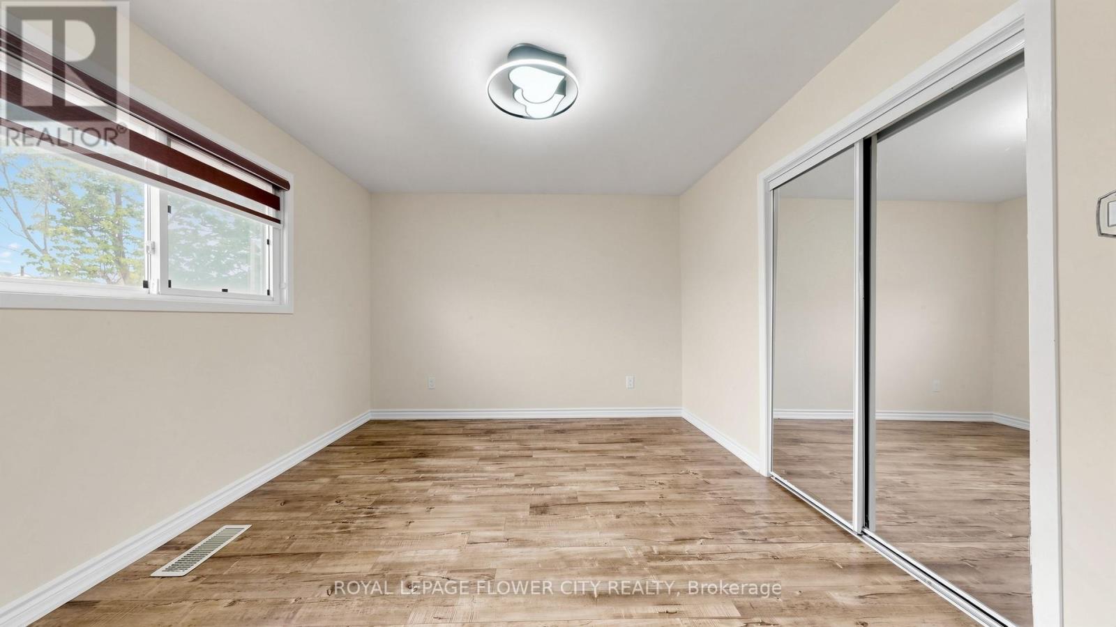 307 Royal Salisbury Way, Brampton, Ontario  L6V 3G4 - Photo 14 - W13138932