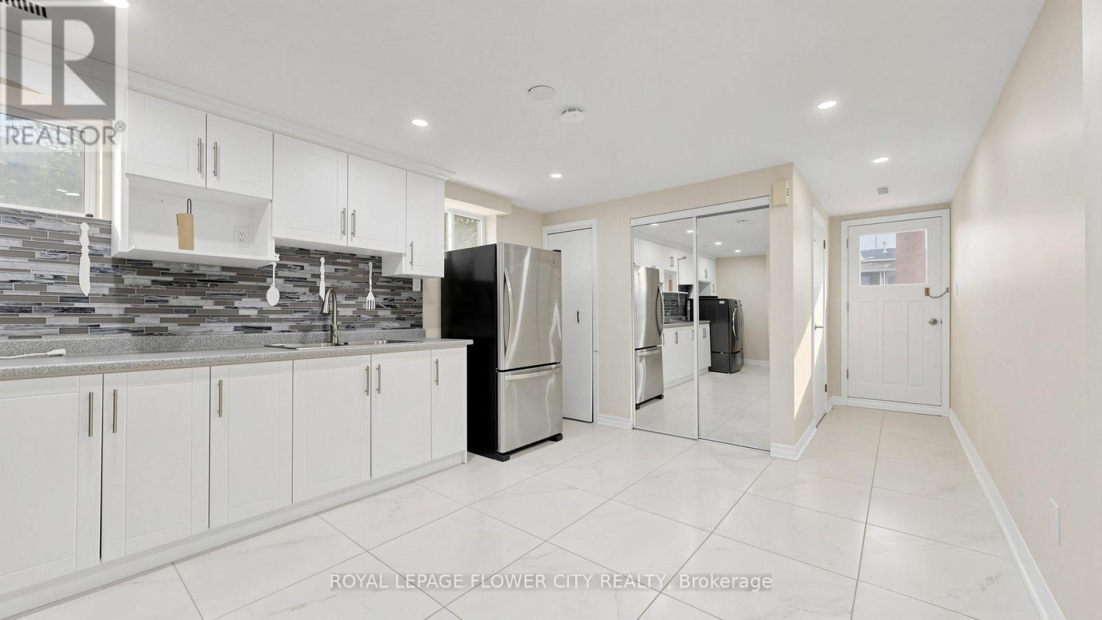 307 Royal Salisbury Way, Brampton, Ontario  L6V 3G4 - Photo 25 - W13138932