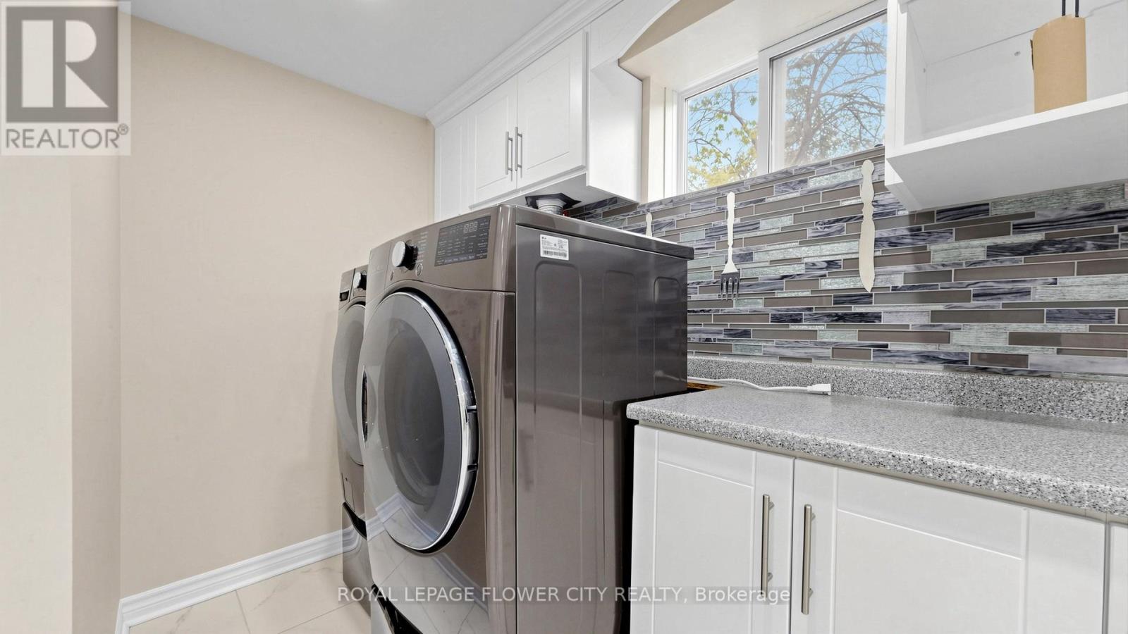 307 Royal Salisbury Way, Brampton, Ontario  L6V 3G4 - Photo 27 - W13138932