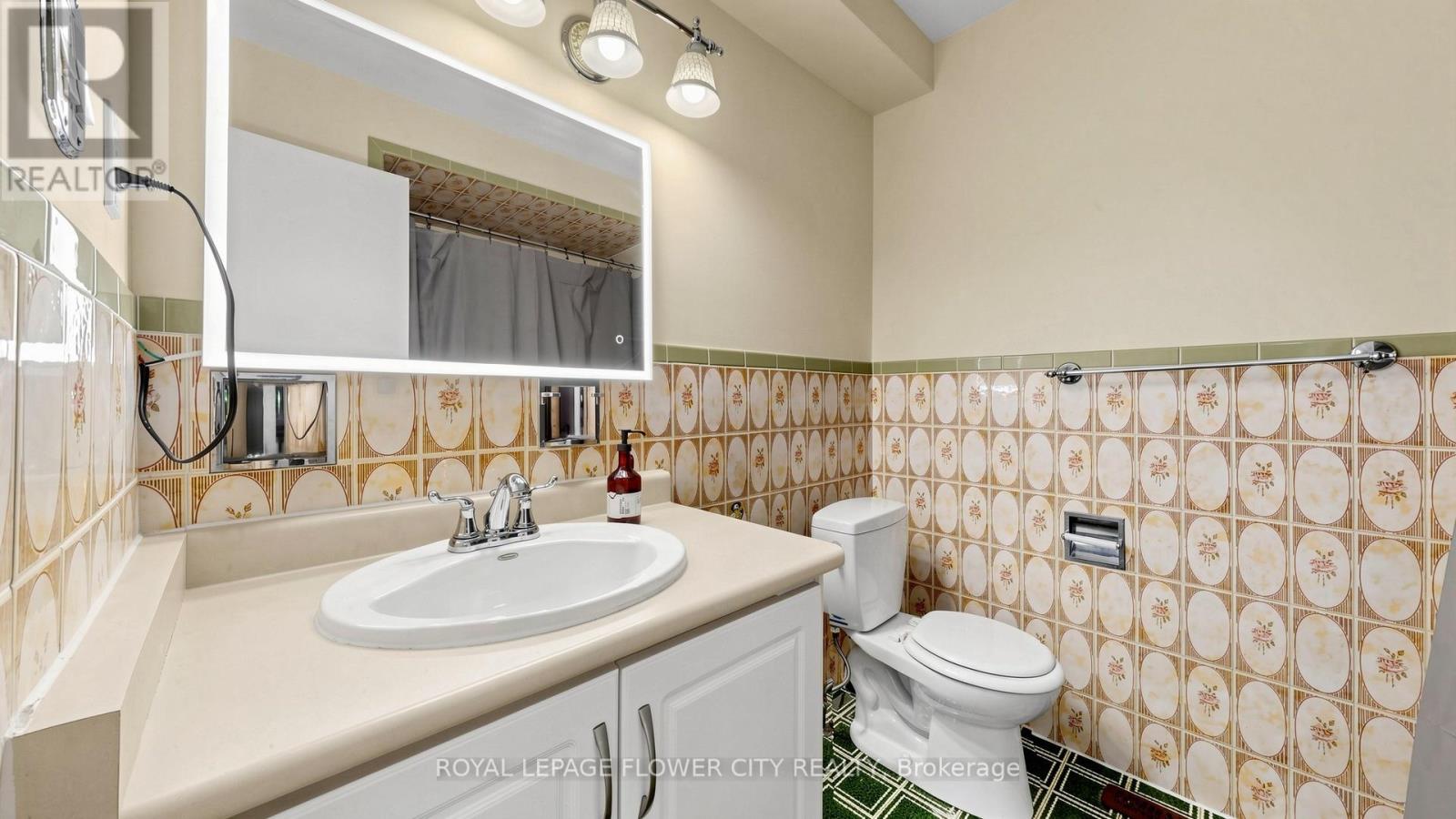307 Royal Salisbury Way, Brampton, Ontario  L6V 3G4 - Photo 32 - W13138932