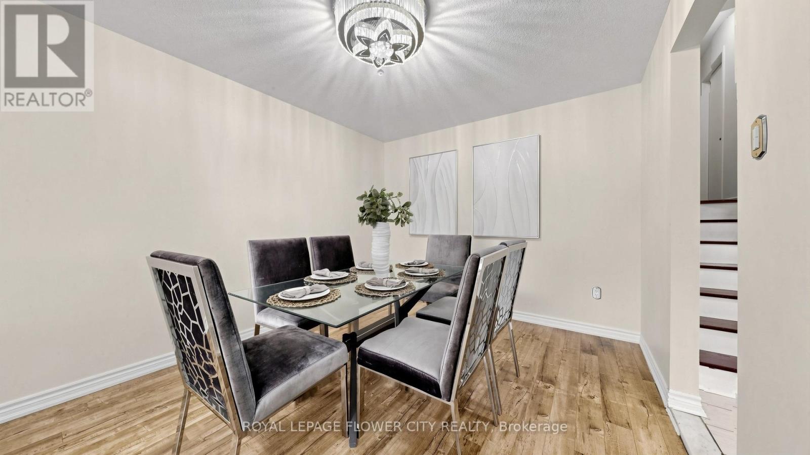 307 Royal Salisbury Way, Brampton, Ontario  L6V 3G4 - Photo 7 - W13138932