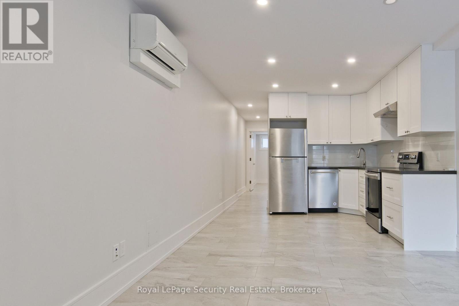 318 Boon Avenue, Toronto, Ontario  M6E 4A5 - Photo 3 - W13138974