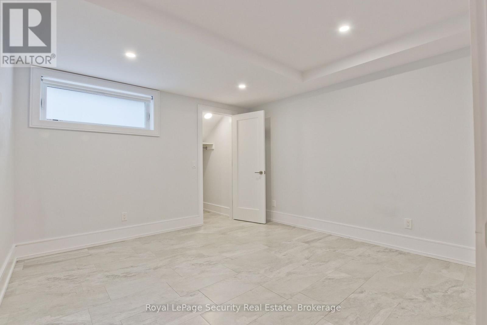 318 Boon Avenue, Toronto, Ontario  M6E 4A5 - Photo 8 - W13138974