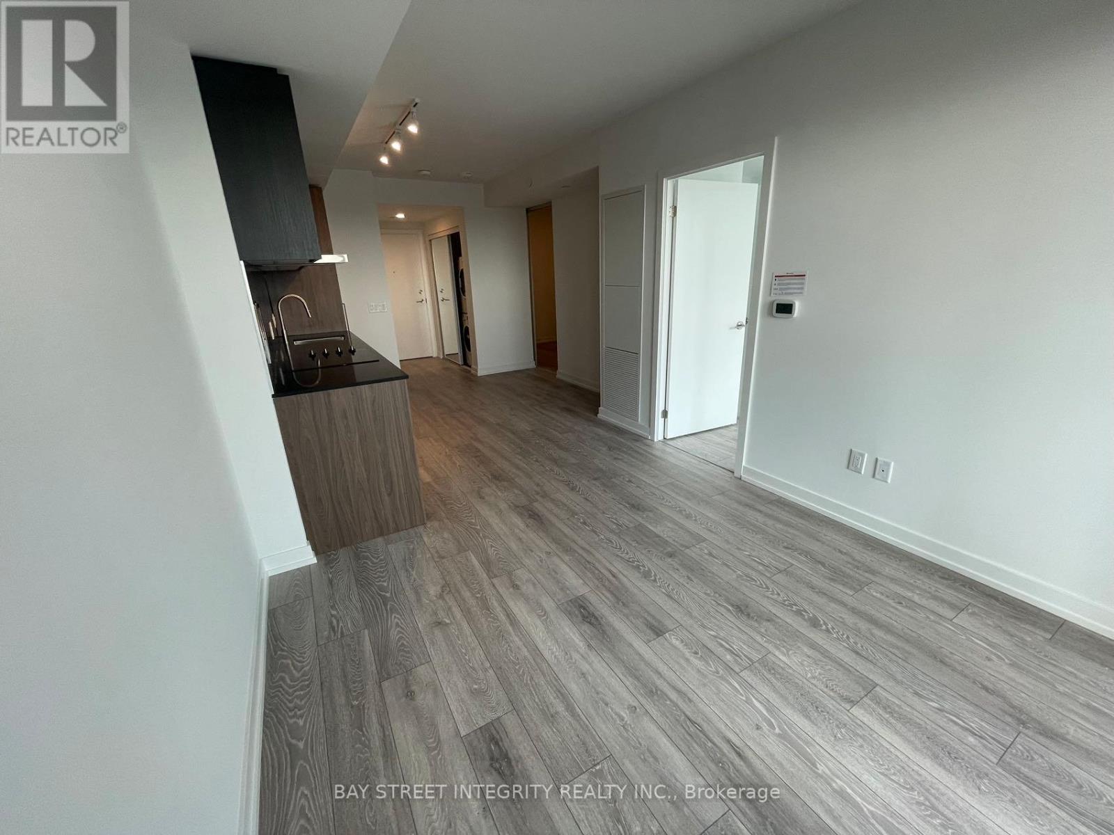 718 - 1100 Sheppard Avenue W, Toronto, Ontario  M3K 0E4 - Photo 16 - W13138980