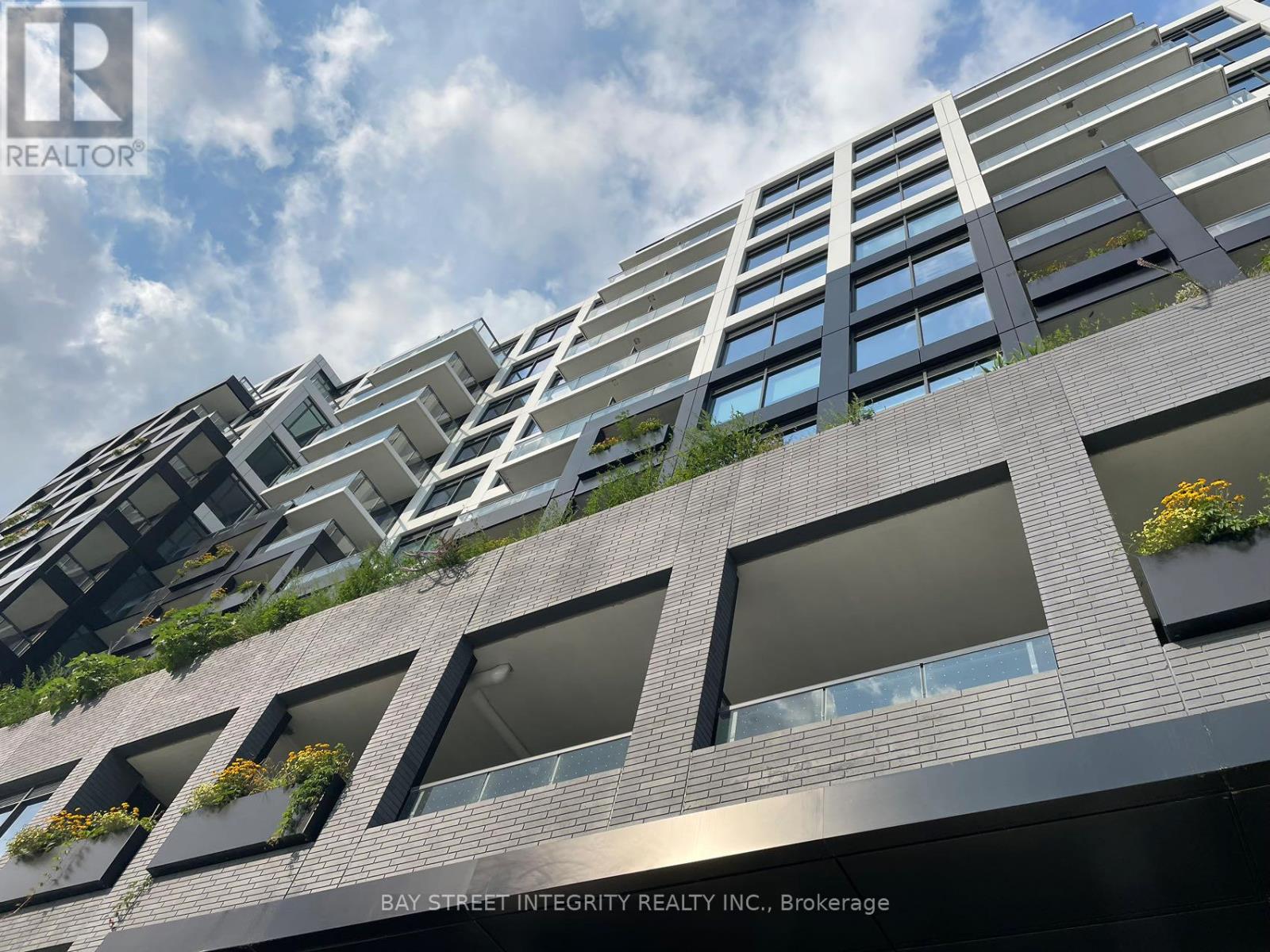 718 - 1100 Sheppard Avenue W, Toronto, Ontario  M3K 0E4 - Photo 2 - W13138980