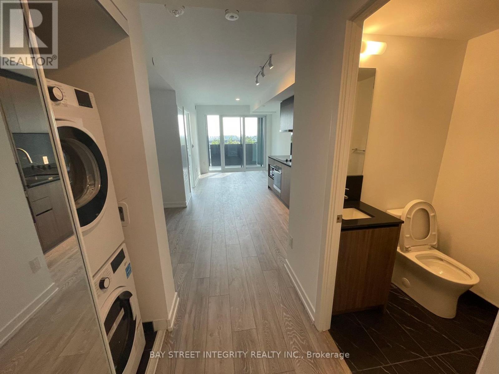 718 - 1100 Sheppard Avenue W, Toronto, Ontario  M3K 0E4 - Photo 3 - W13138980