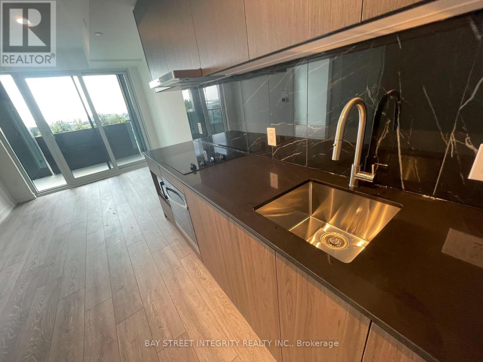 718 - 1100 Sheppard Avenue W, Toronto, Ontario  M3K 0E4 - Photo 8 - W13138980
