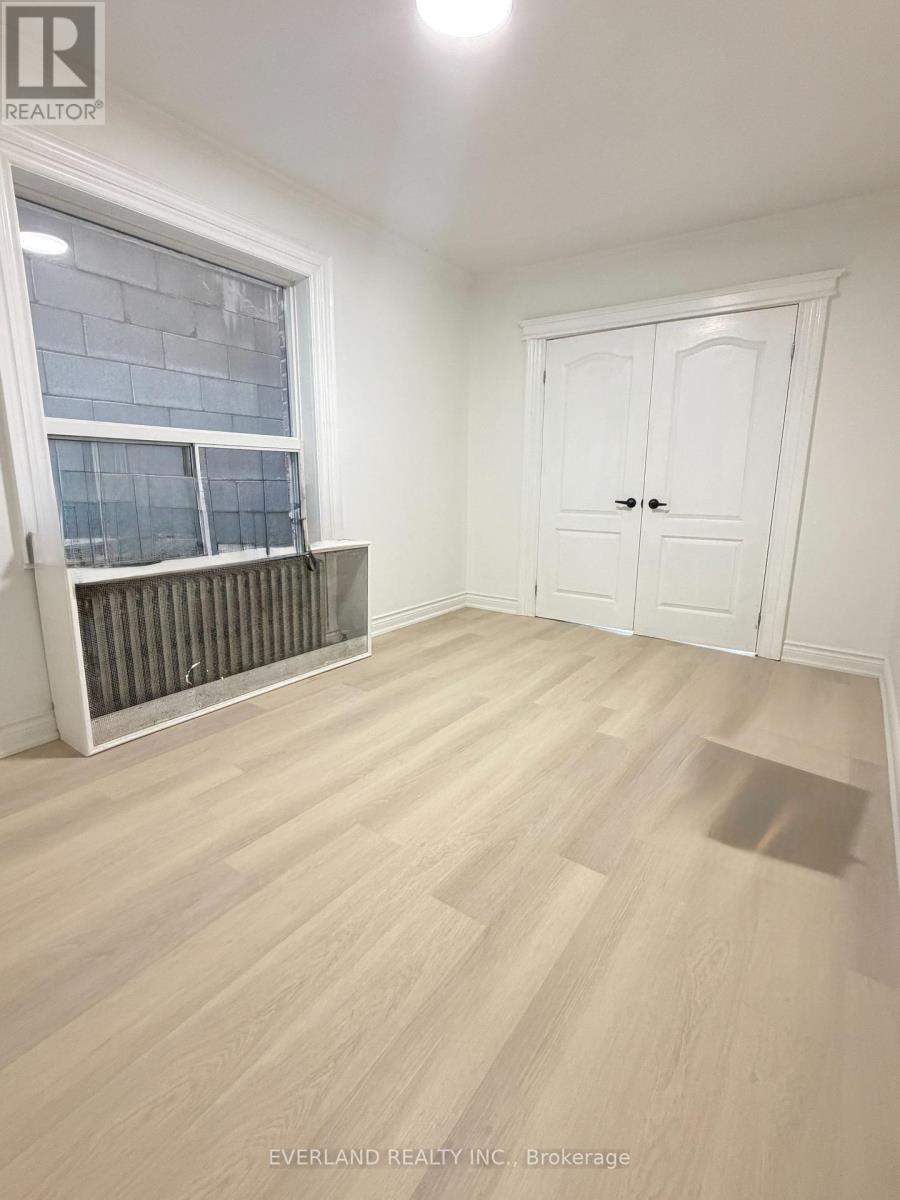 Main Floor - 247 Belgravia Avenue, Toronto, Ontario  M6E 2M9 - Photo 2 - W13138988