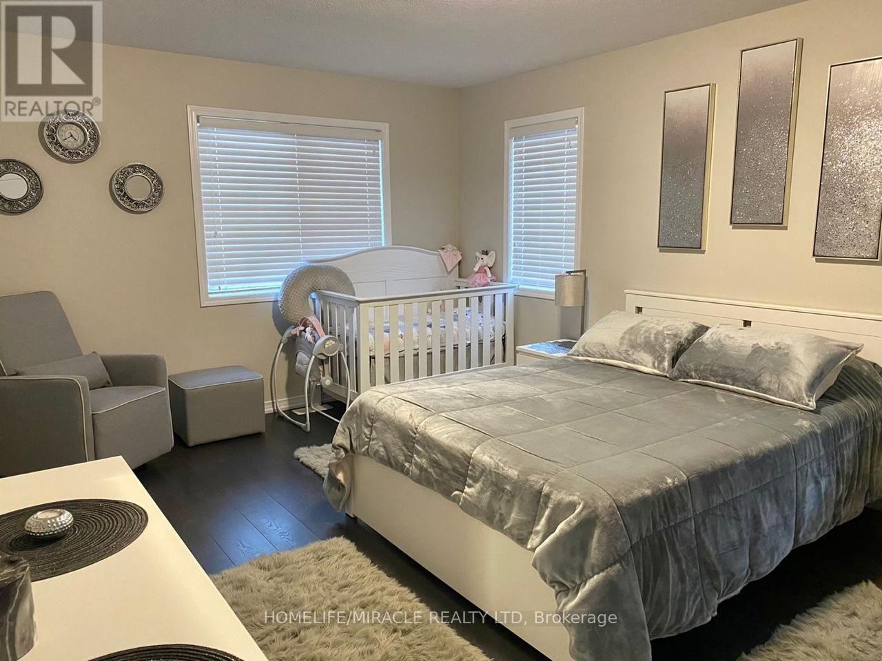 7740 White Pine Crescent, Niagara Falls, Ontario  L2H 3R5 - Photo 4 - X13138964