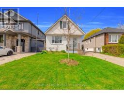 6 VANBRUGH AVENUE, Toronto, Ontario