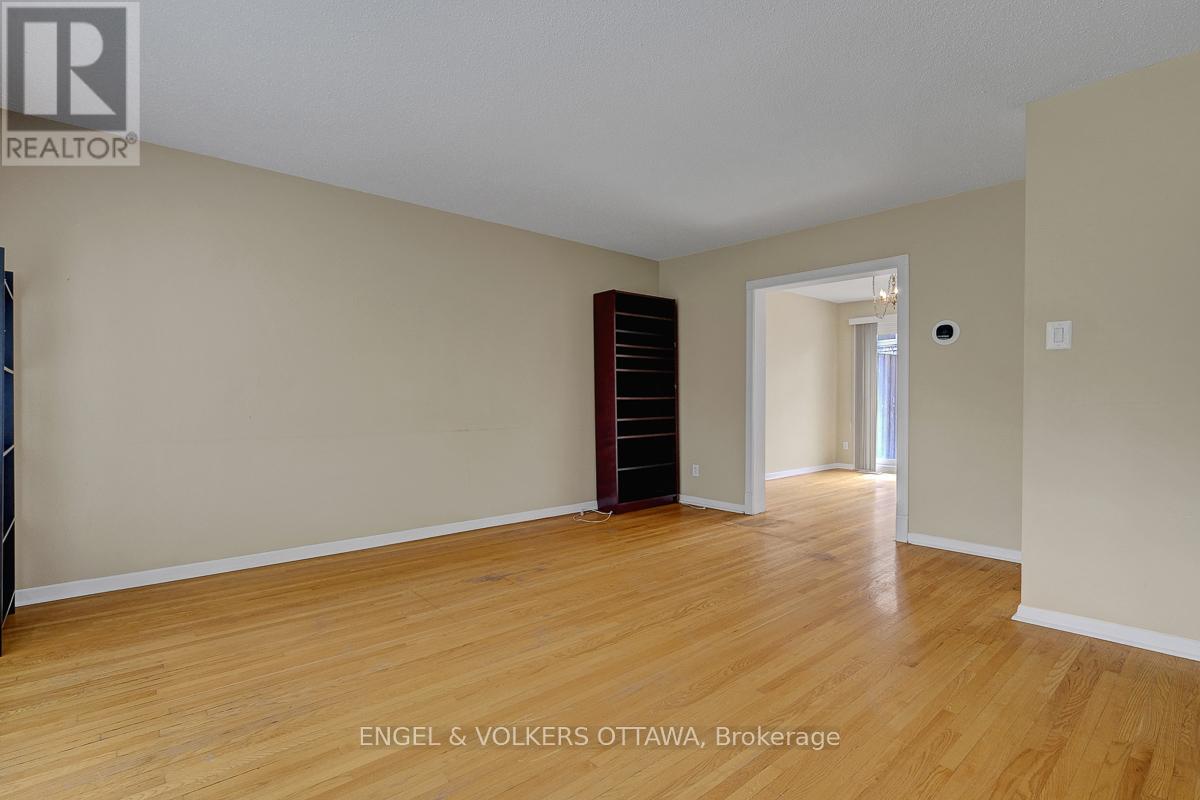 B - 765 Springland Drive, Ottawa, Ontario  K1V 6L9 - Photo 13 - X13136676