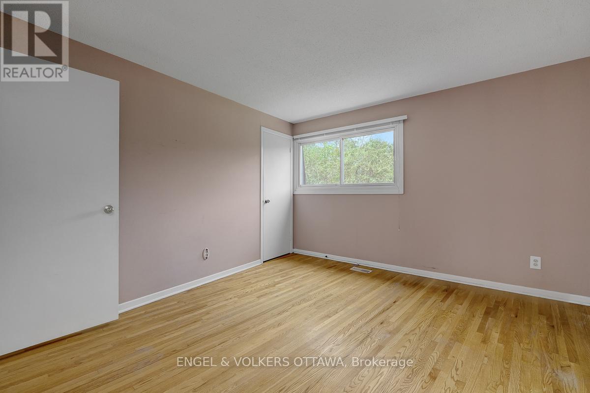 B - 765 Springland Drive, Ottawa, Ontario  K1V 6L9 - Photo 29 - X13136676