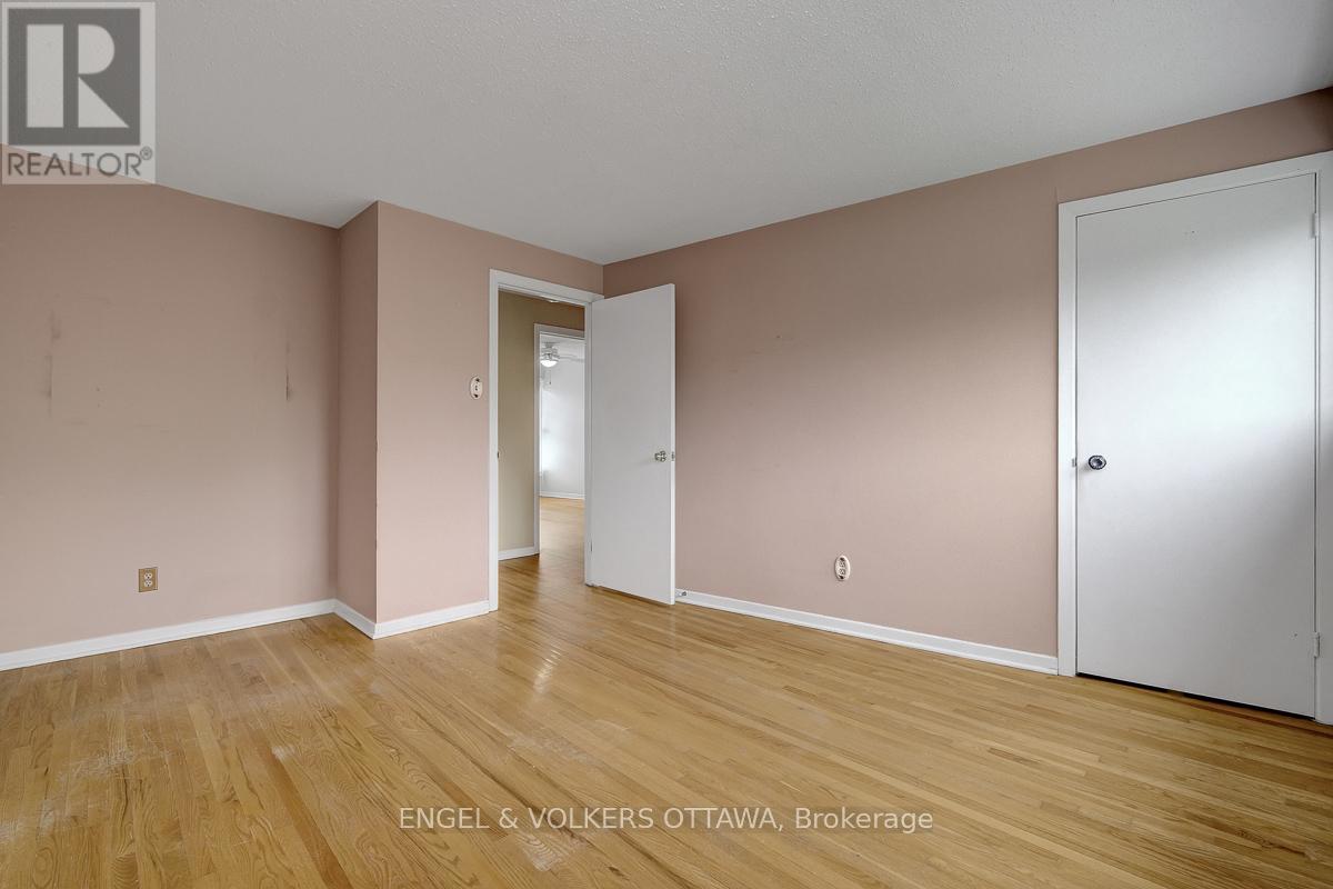 B - 765 Springland Drive, Ottawa, Ontario  K1V 6L9 - Photo 28 - X13136676