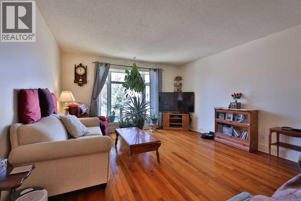 204 Ryerson Road W, Lethbridge, Alberta  T1K 4P3 - Photo 10 - A2310666