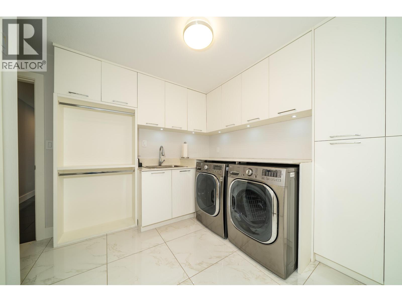 8780 Scotchbrook Road, Richmond, British Columbia  V6Y 2M3 - Photo 34 - R3103444