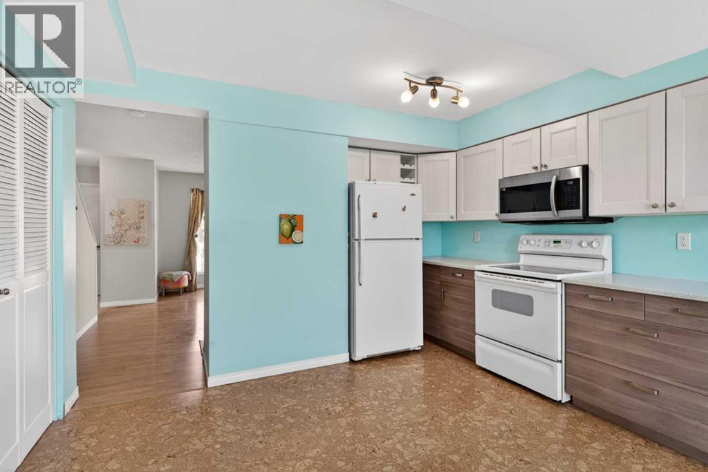 42 Berwick Rise NW, Calgary, Alberta  T3K 1C8 - Photo 9 - A2309964