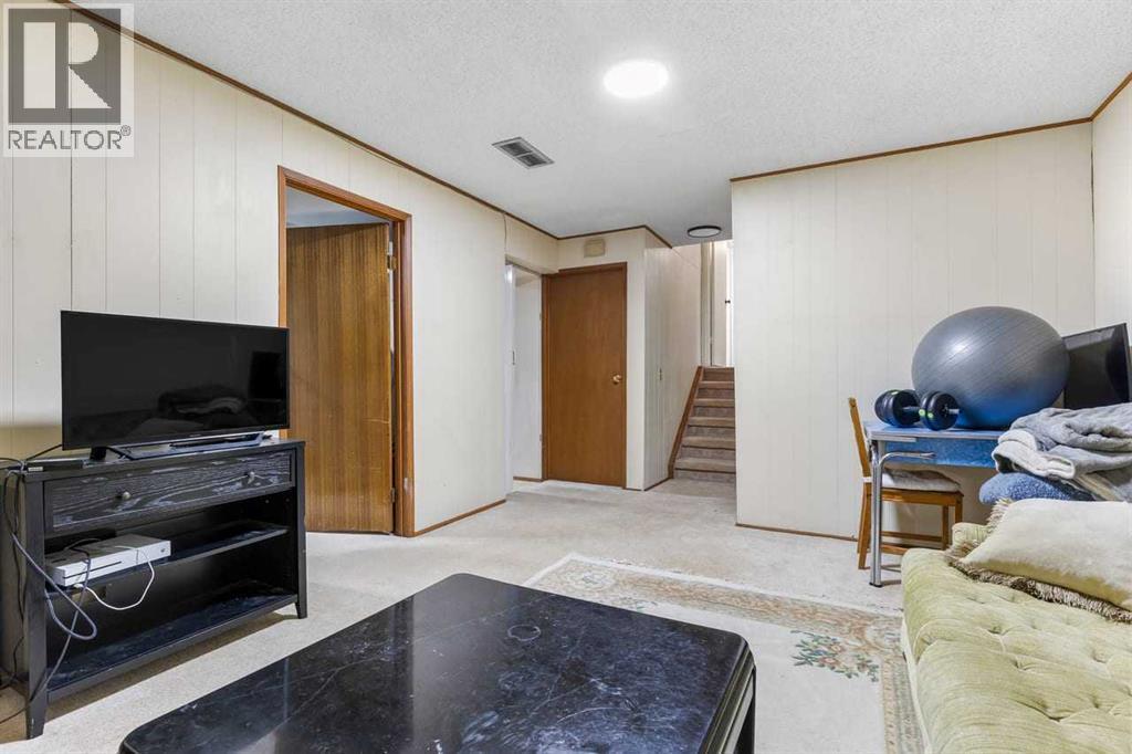 28 Beddington Crescent NE, Calgary, Alberta  T3K 1N5 - Photo 36 - A2311408