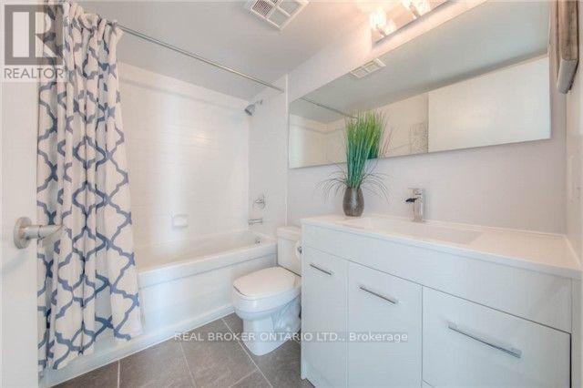 4512 - 15 Fort York Boulevard, Toronto, Ontario  M5V 3Y4 - Photo 17 - C13139016