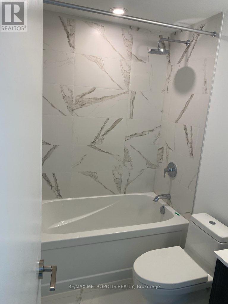 1701 - 7 Golden Heights, Toronto, Ontario  M2M 0C1 - Photo 3 - C13139022