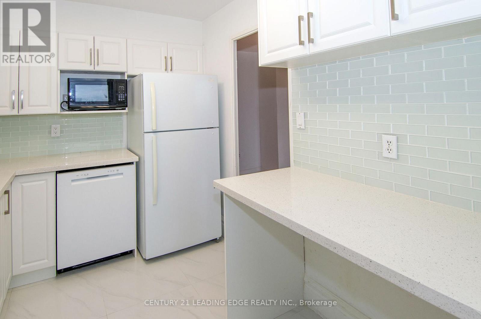 1203 - 20 Edgecliff Golfway, Toronto, Ontario  M3C 3A4 - Photo 18 - C12950872