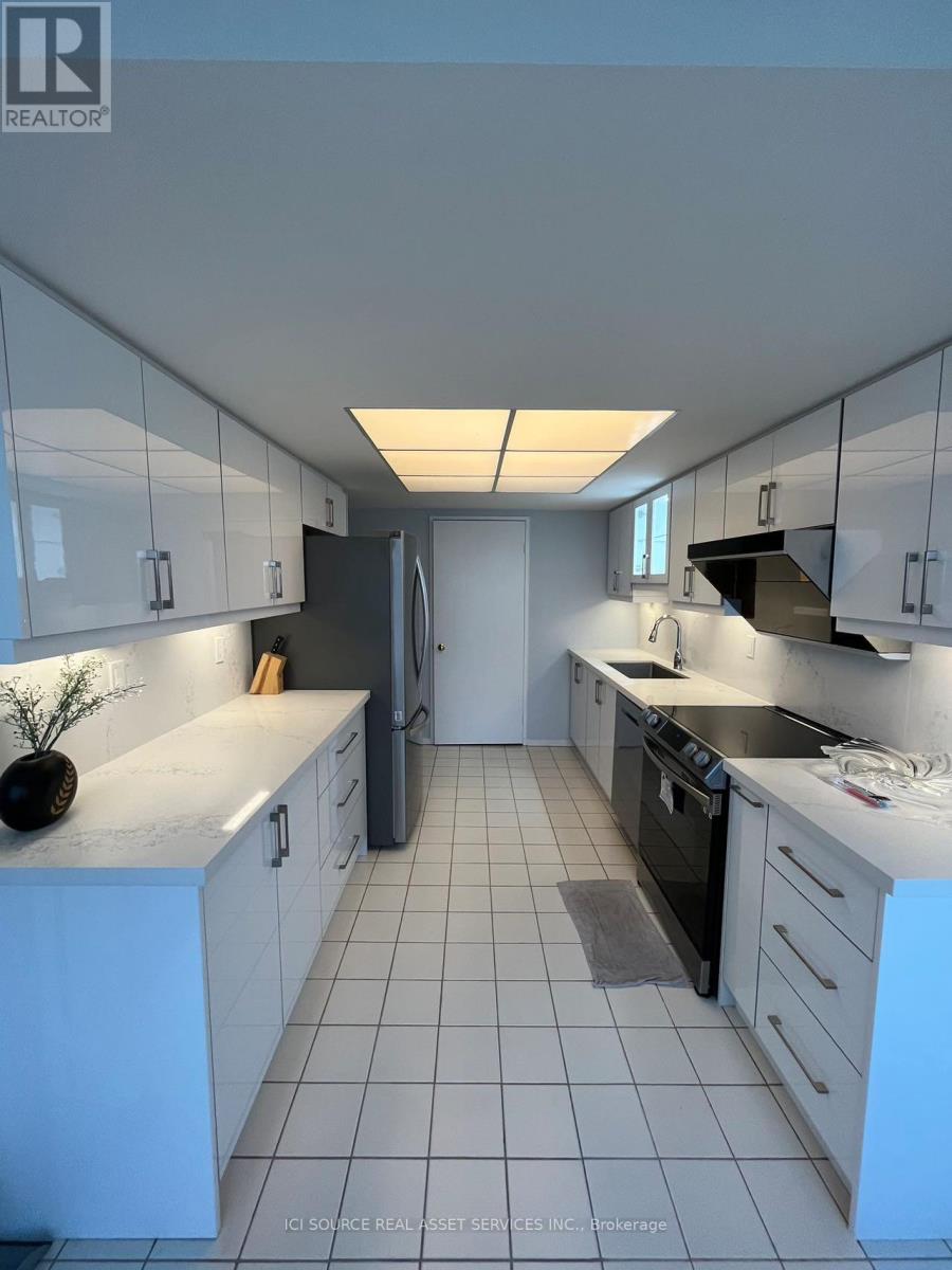 611 - 330 Alton Towers Circle, Toronto, Ontario  M1V 5H3 - Photo 4 - E13088180