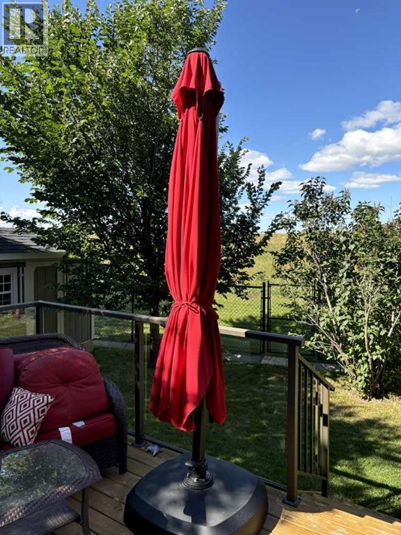 143 Cougarstone Court SW, Calgary, Alberta  T3H 5R4 - Photo 34 - A2308494