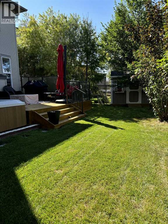 143 Cougarstone Court SW, Calgary, Alberta  T3H 5R4 - Photo 35 - A2308494