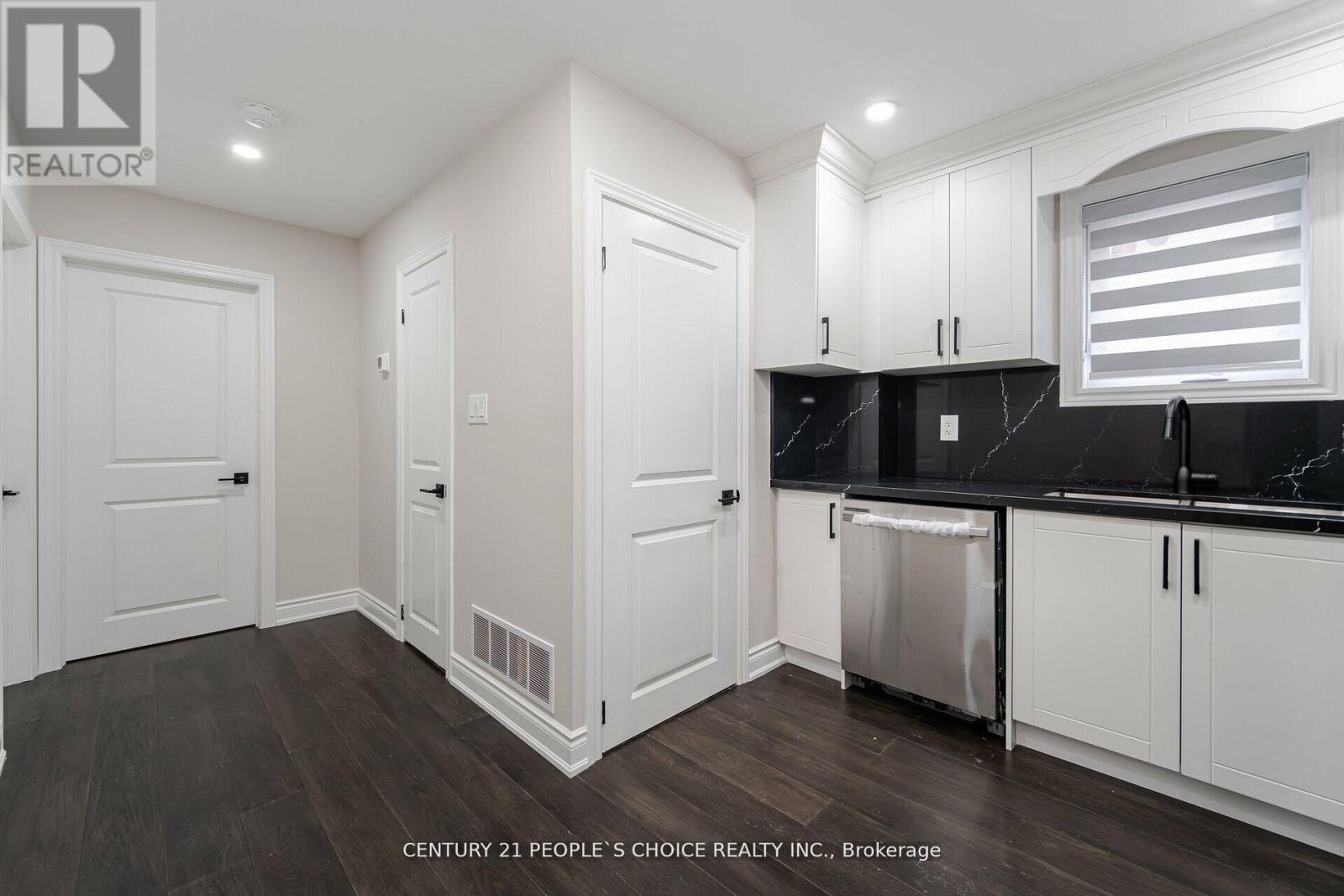 218 William Street, Toronto, Ontario  M9N 2H1 - Photo 12 - W13139010