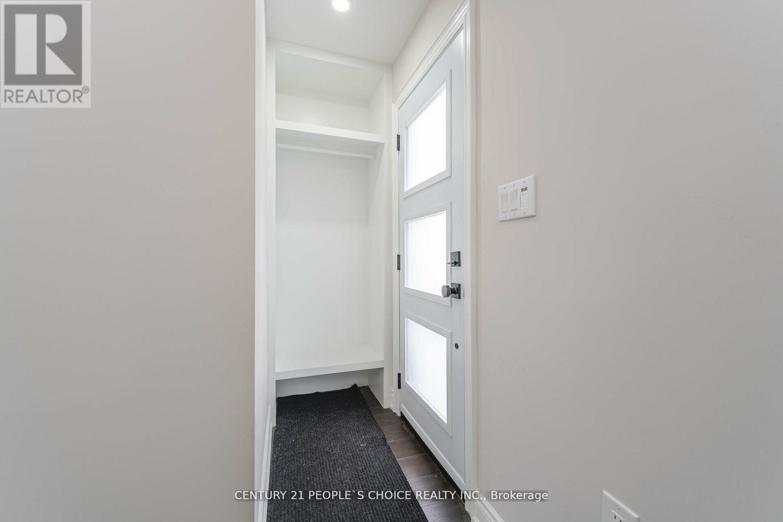 218 William Street, Toronto, Ontario  M9N 2H1 - Photo 5 - W13139010