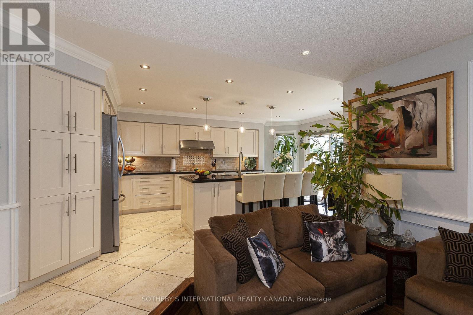 2074 Brays Lane, Oakville, Ontario  L6M 2S6 - Photo 10 - W13139014