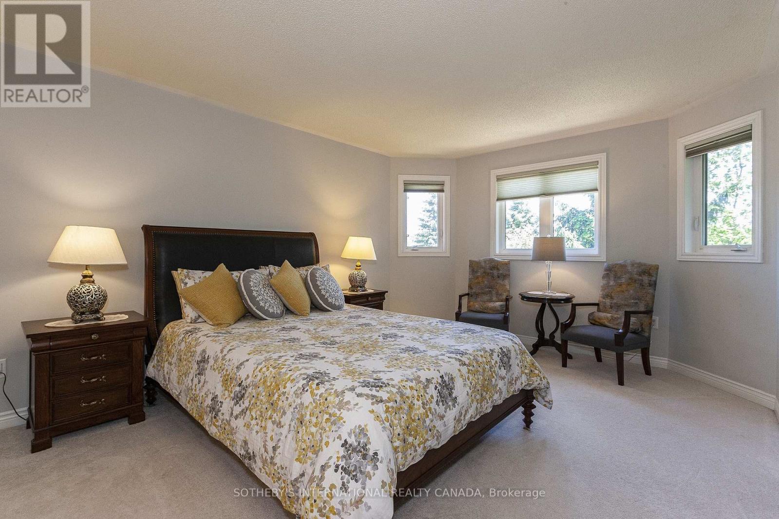 2074 Brays Lane, Oakville, Ontario  L6M 2S6 - Photo 13 - W13139014