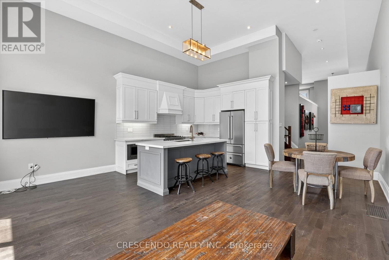 455 Rimilton Avenue, Toronto, Ontario  M8W 2G7 - Photo 12 - W13139024